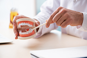 Wie Erwachsene am Arbeitsplatz mehr über Zahngesundheit lernen können
