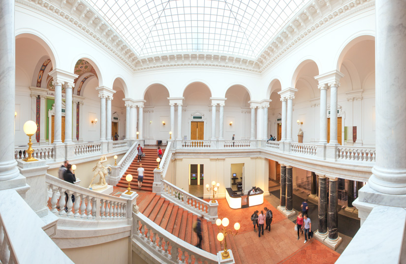 Die Universitätsbibliothek Leipzig ist 